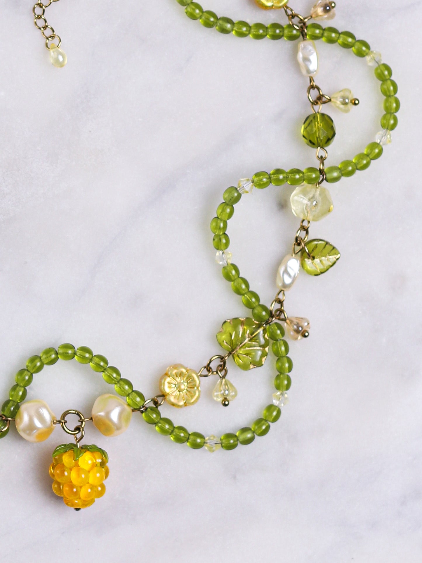 Golden Raspberry Vine Necklace (gold)