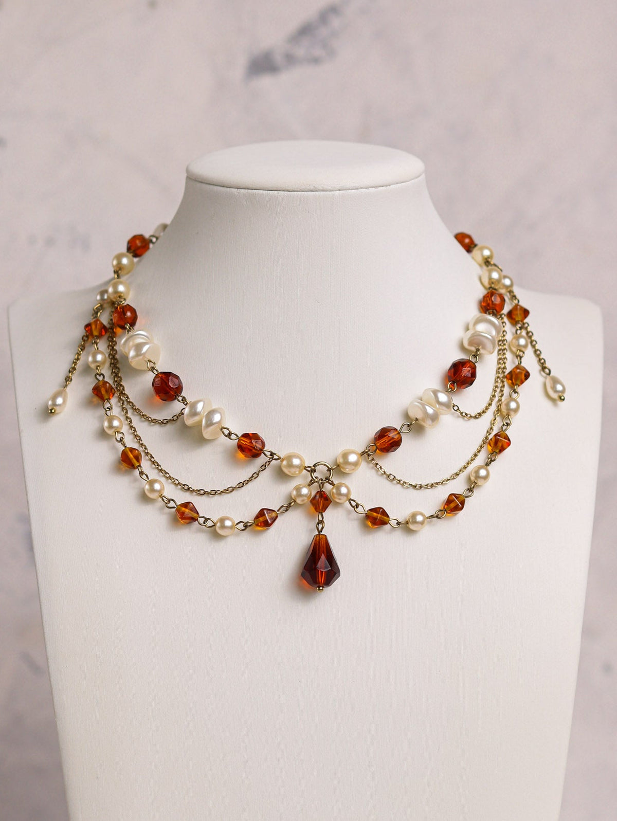 Caramel & Cream Necklace (gold)