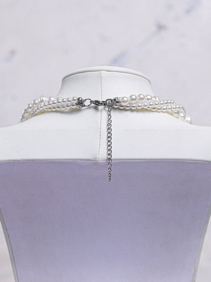 Twisted Pearl Necklace