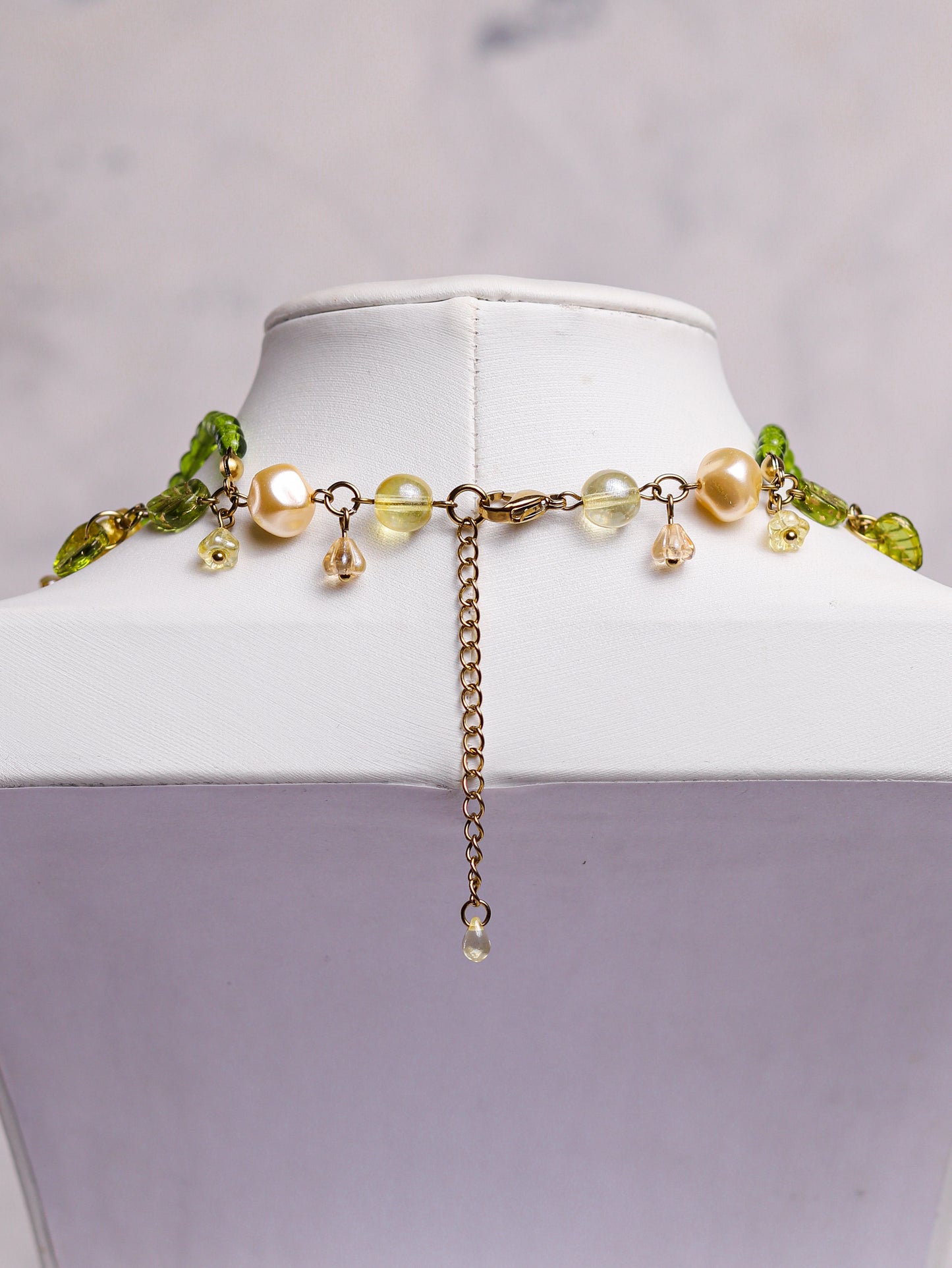 Golden Raspberry Vine Necklace (gold)