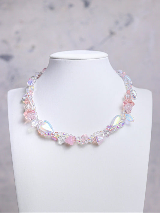 Floral Glow Twisted Necklace