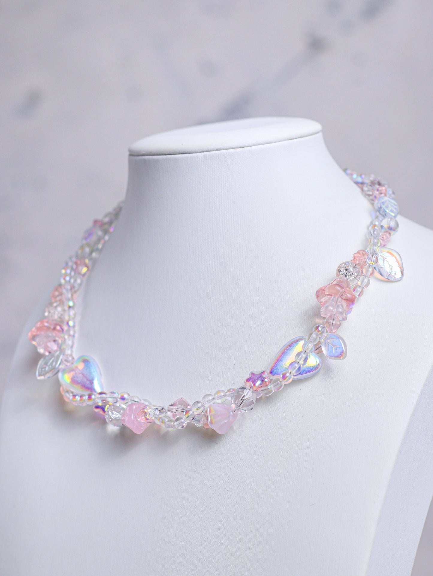 Floral Glow Twisted Necklace