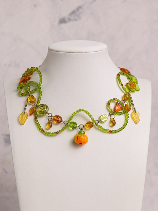 Pumpkin Vine Necklace (gold/silver)