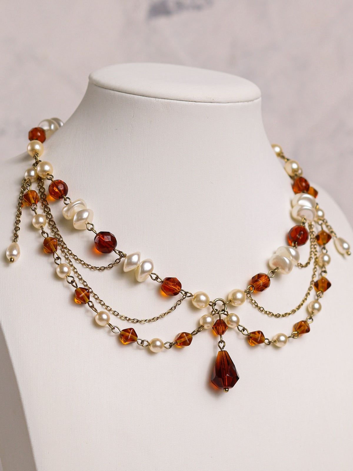 Caramel & Cream Necklace (gold)