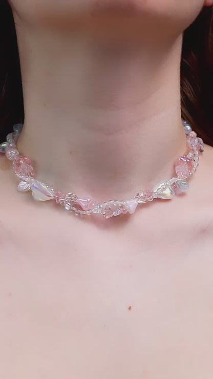 Floral Glow Twisted Necklace
